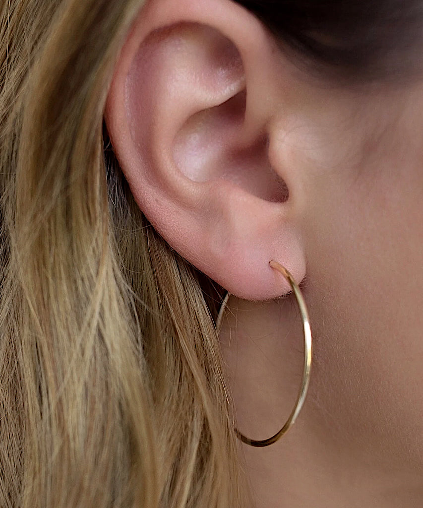 Small Hoop Earrings – Kaya Online